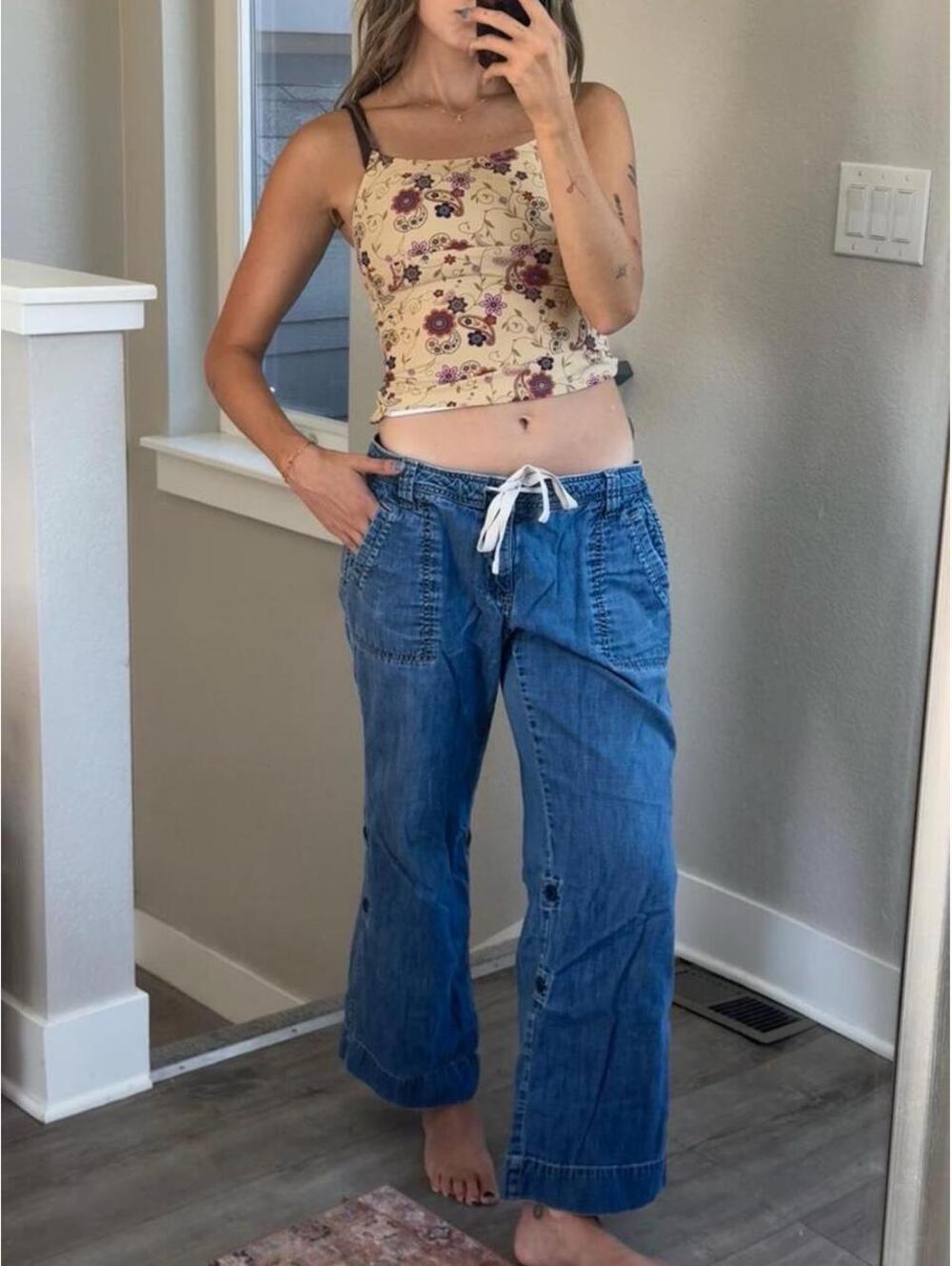 Y2K low rise jeans with drawstring waist and pockets